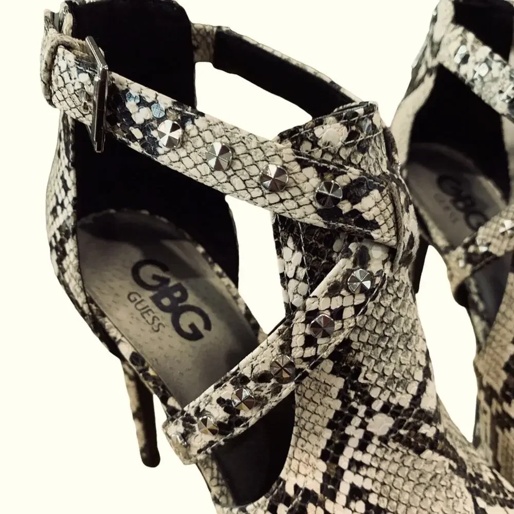 GBG by guess shoe heels snake skin size 7 gray white - Picture 7 of 9